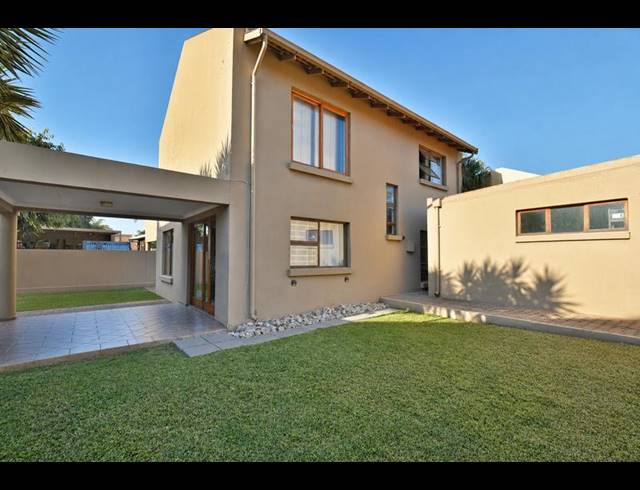 3 BEDROOM TOWNHOUSE FOR SALE IN NORTH RIDING